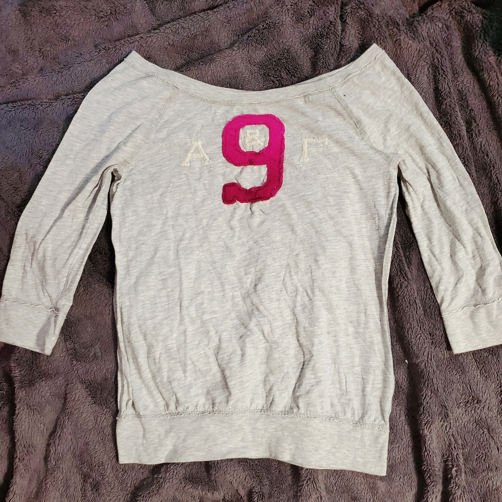 Abercrombie tee